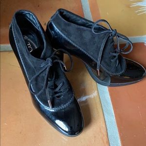 Tods black patent leather and suede shoes 37